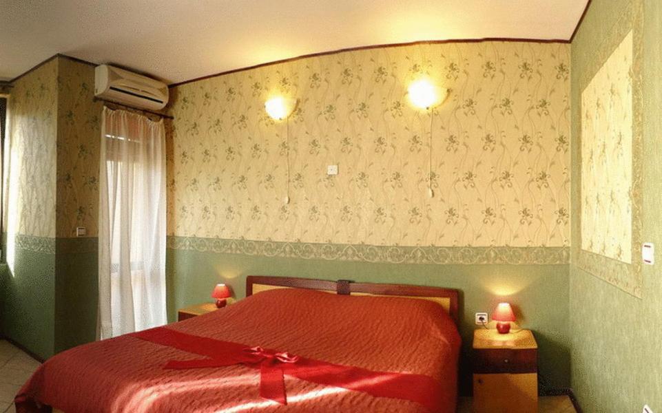 Ambaritsa Hotel Gorna Orjahovica Esterno foto